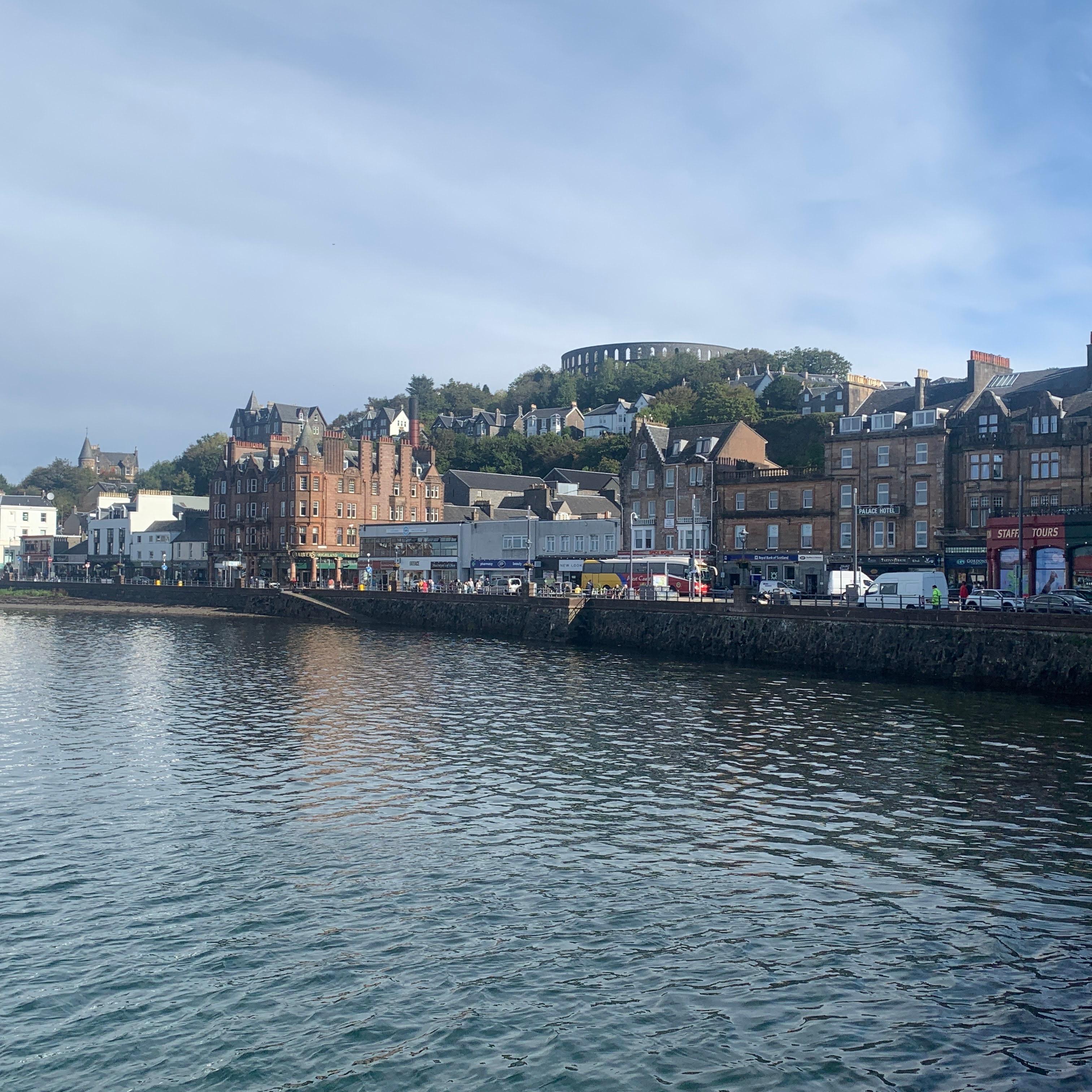 I honestly never intended to go to Oban, I was meaning to go to Mallaig but I think I made the right decision as it was a lovely place to hang out in for the day and was nice and clear.